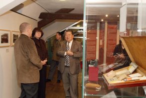 Mongolischer Botschafter Museumsbesuch