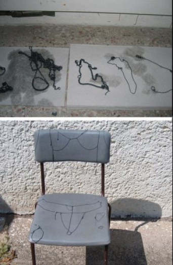 Bildmontage: oben eine Fensterbank, unten ein Stuhl mit Ketten behangen