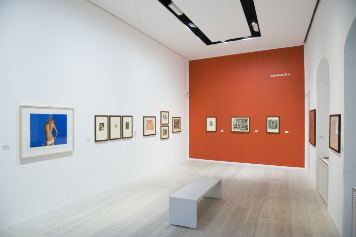Ausstellungsansicht "Wir gehen baden!" Ausstellungsraum ohne Besucher