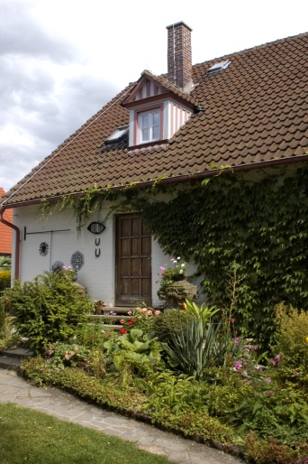 Foto: Margaretha Reichardt Haus, Außenansicht © Angermuseum Erfurt, Foto: Dirk Urban Ansicht auf die Einganstür des Margaretha Reichardt Haus