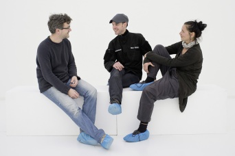 Die Künstlergruppe "Schaum" Die Künstler Alexandra Lotz, Tim Kellner, Wanja Tolko und Marc W1353L, die seit 2009 die Gruppe "SCHAUM" ausmachen.