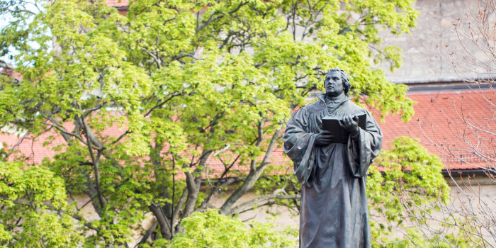 Foto: Auf den Spuren der Humanisten und Martin Luther in Erfurt © Stadtverwaltung Erfurt/Grit Kästner Lutherdenkmal in Erfurt