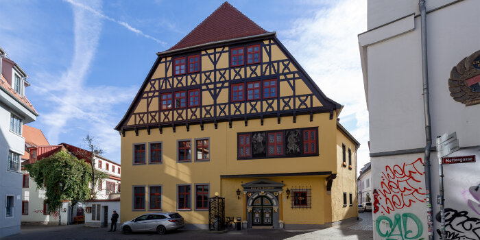 Blick auf das Hochzeitshaus in Erfurt