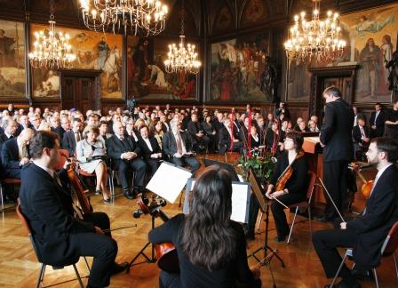 Eröffnung der Alten Synagoge im Rathausfestsaal