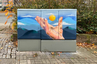 Graffiti-Projekt Medienkästen mit Handmotiv