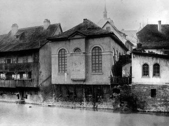 Ansicht der Kleinen Synagoge vor dem Ersten Weltkrieg in schwarz-weiß