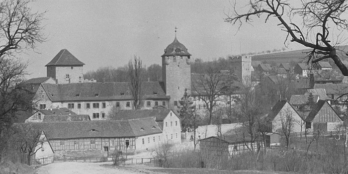 Schwarz-weiß-Ansicht einer Burg