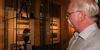Erfurt in Farbe: Frank Palmowski stellt im Stadtmuseum historische Dias und wertvolle alte Fototechnik aus