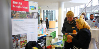 Recyclingpapier und Fairtrade-Kaffee: Denise Böttcher sprach zum Thema "Ökofaire Beschaffung"