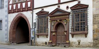 Im Kulturhof werden zwei neue Ausstellungen vorbereitet – Eröffnung ist am Samstag