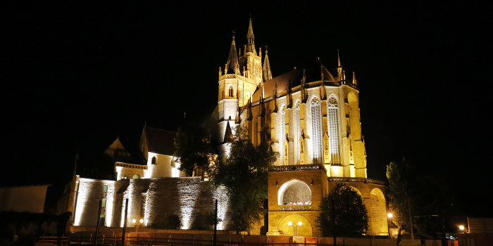Foto: Der Dom im Licht der Erfurter Denkmaltage © Stadtverwaltung Erfurt / I. Hettstedt Angestrahltes Gotteshaus.
