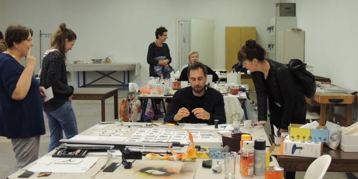 Foto: das 16. Erfurter Schmucksymposium fand in den Künstlerwerkstätten statt © Stadtverwaltung Erfurt Künstler bei der Arbeit.
