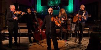 Vorweihnachtliches Galeriekonzert mit „The String Company“ am 1. Advent im Angermuseum