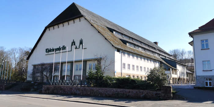 Dach ist einsturzgefährdet: Thüringenhalle ist ab sofort geschlossen