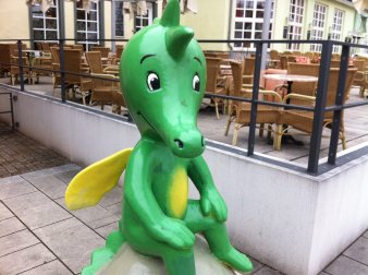 Ein grüner Drache