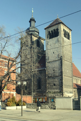 Foto: Reglerkirche © Stadtverwaltung Erfurt / R. Lemitz Kirche mit zwei großen Türmen