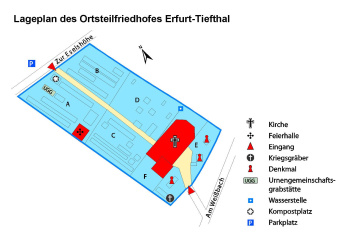 Lageplan des Ortsteilfriedhof mit Angaben zu Grabanlagen, Lage der Trauerhalle, Wasserstellen und Abraumplätzen, sowie zu den Eingängen und Parkplatzhinweis.