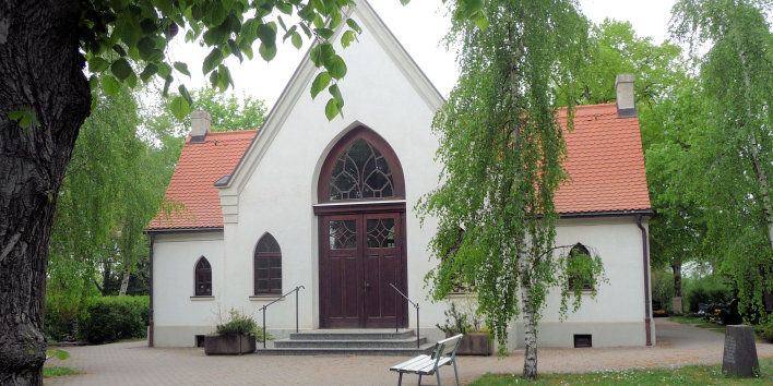 Kirche des Friedhofs in Gispersleben