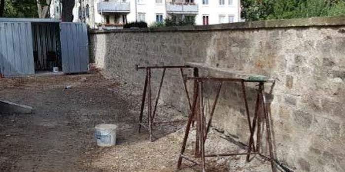 Sandstrahlarbeiten im Brühler Garten