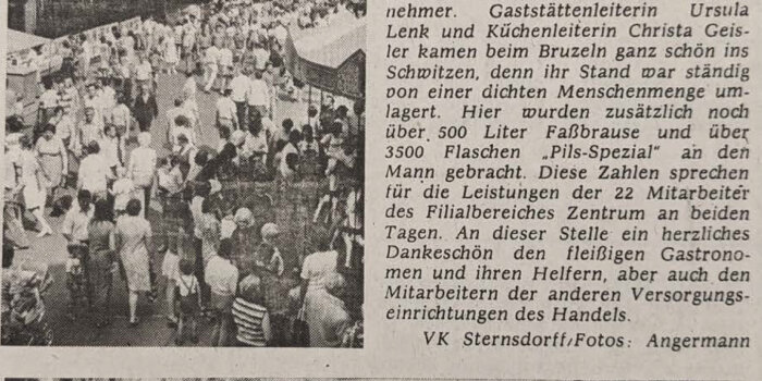 Zeitungsmeldung mit Foto von einem Schwein am Spieß für das erste Volksfest Rund um die Krämerbrücke