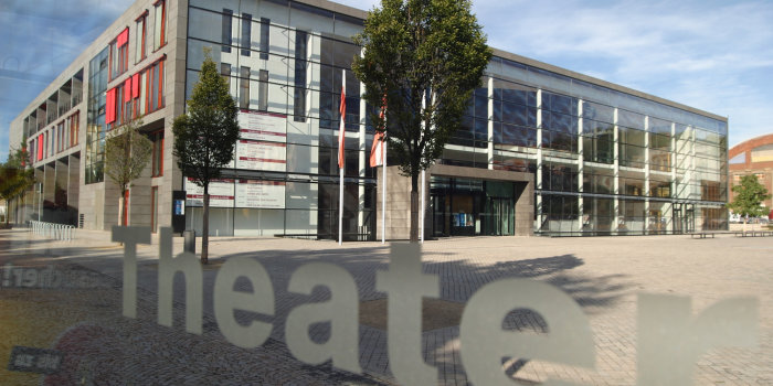 Blick auf das neue Opernhaus, Theater Erfurt 