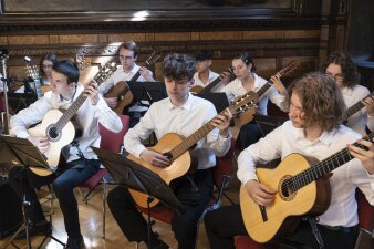Gitarristen beim Konzert