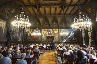 Panorama Gitarrenensemble beim Konzert im Rathausfestsaal