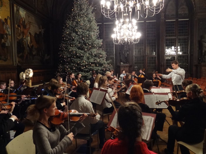 Rathauskonzert mit dem Jugendsinfonieorchester Jugendorchester im Saal