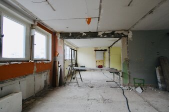 Der zweite Bauabschnitt wurde entkernt und mit den Rohbauarbeiten begonnen.
