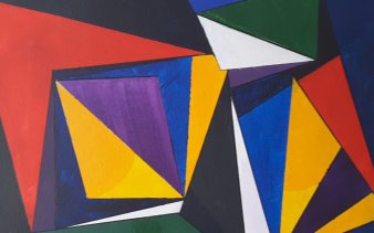 Abstraktes Bild mit bunten Dreiecksflächen