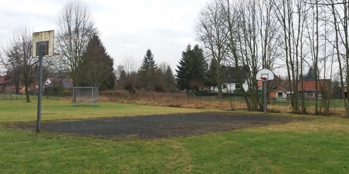 Foto: Spiel- und Bolzplatz Wiesengasse © Stadtverwaltung Erfurt Basketballplatz