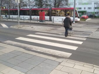 Foto: Querung Warschauer Straße © Stadtverwaltung Erfurt Querung Warschauer Straße