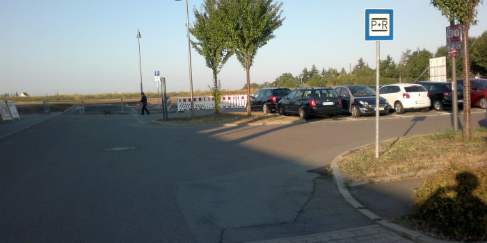 Foto: UVE-Verkehrslenkung: P+R © Stadtverwaltung Erfurt Einfahrt zum P+R-Parkplatz