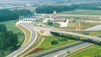 ein neu gebautes Autobahnkreuz in Xuzhou