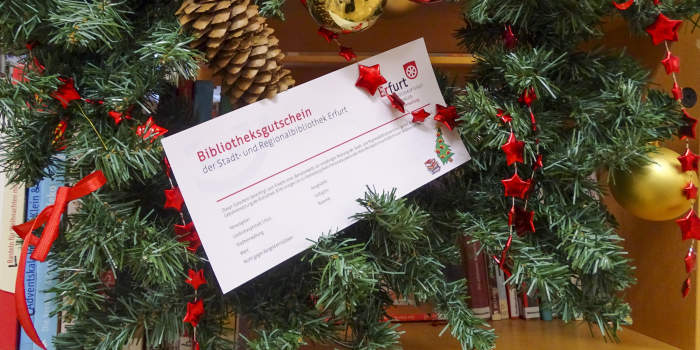 Geschenkidee zu Weihnachten: Bibliotheks-Gutschein ermöglicht Mitgliedschaft für ein ganzes Jahr