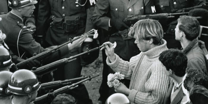 Sonderausstellung „FlowerPower. Die Kunst, mit Blumen zu sprechen“ im Angermuseum