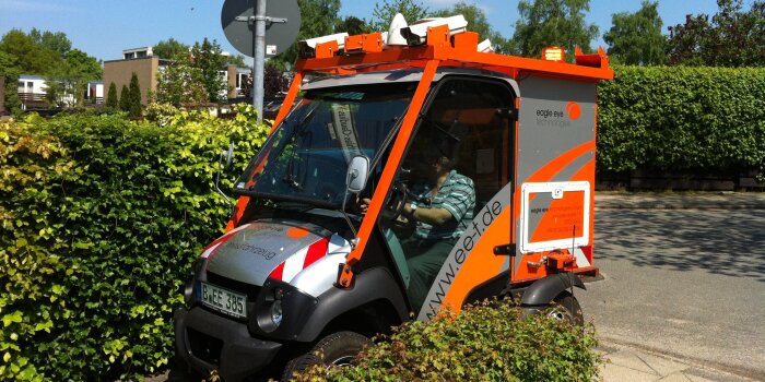 Foto: Kleinfahrzeug "Eagle eye" © Eagle Eye Technologies GmbH Ein kleines Fahrzeug, dass durch sehr enge Wege fahren kann.