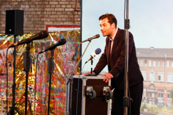 Festakt im Erfurter Zughafen anlässlich der Verleihung des Kulturpreises der Landeshauptstadt an das Künstlernetzwerk.