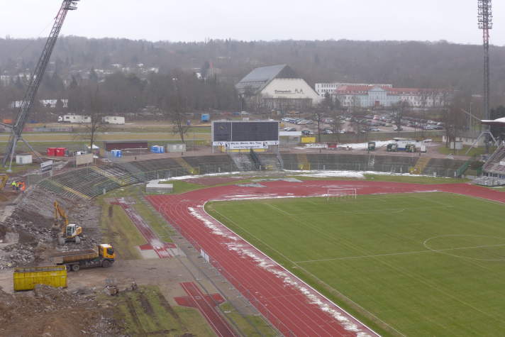 Luftaufnahme einer Stadionbaustelle