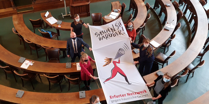 „Sprechen Sie darüber!“ – Kampagne gegen häusliche Gewalt