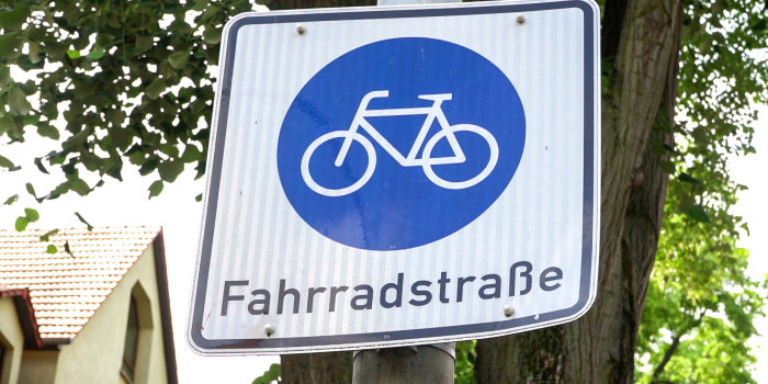 Straßenschild Fahrradstraße