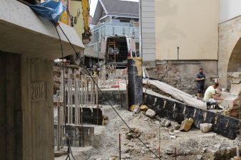 Arbeiten an der Gründung der Mikwetreppe