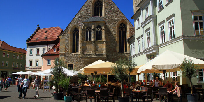 Außenbereich eines Restaurants in der Erfurter Innenstadt