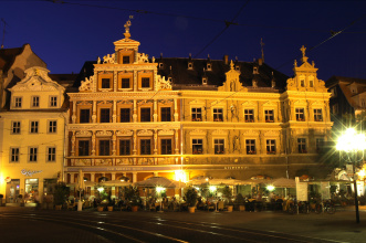 Haus zum Breiten Herd und Gildehaus Prachtvolle Fassaden am Erfurter Fischmarkt.