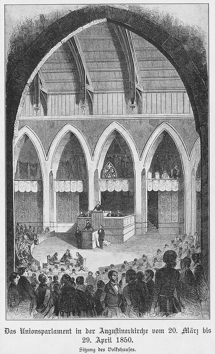 Das Unionsparlament 1850 Darstellung in schwarz-weiß des Unionsparlaments in der Augustinerkirche von 1850.