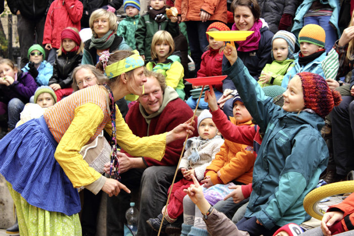 Achava-Festspiele Thüringen 2017 – 1. Straßenfest Kinderzirkus Tasifan mit einigen Darbietungen