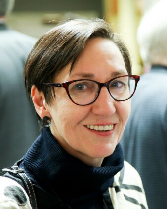 Foto: Porträt Martha Keil © Martha Keil lächelnde Frau