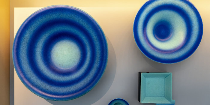 Blaue Keramikschüsseln