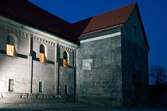 ehemalige Peterskirche Teilansicht ehemalige Peterskirche im Halbdunkel