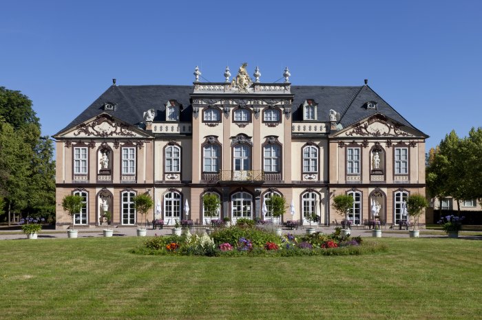 Schlossmuseum und Park Molsdorf Barockes Schloss mit Park